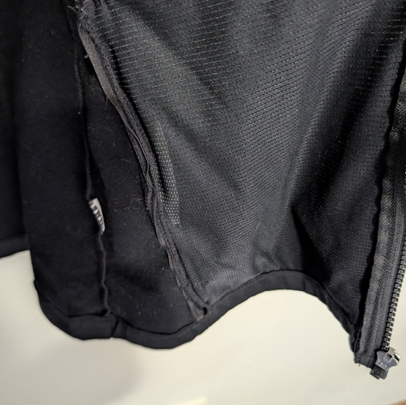 Fabletics Gym Jacket size medium - Picture 4 of 4
